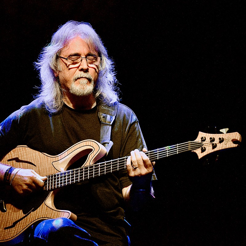 OYENTE | Carles Benavent: Carles Benavent y el bajo flamenco